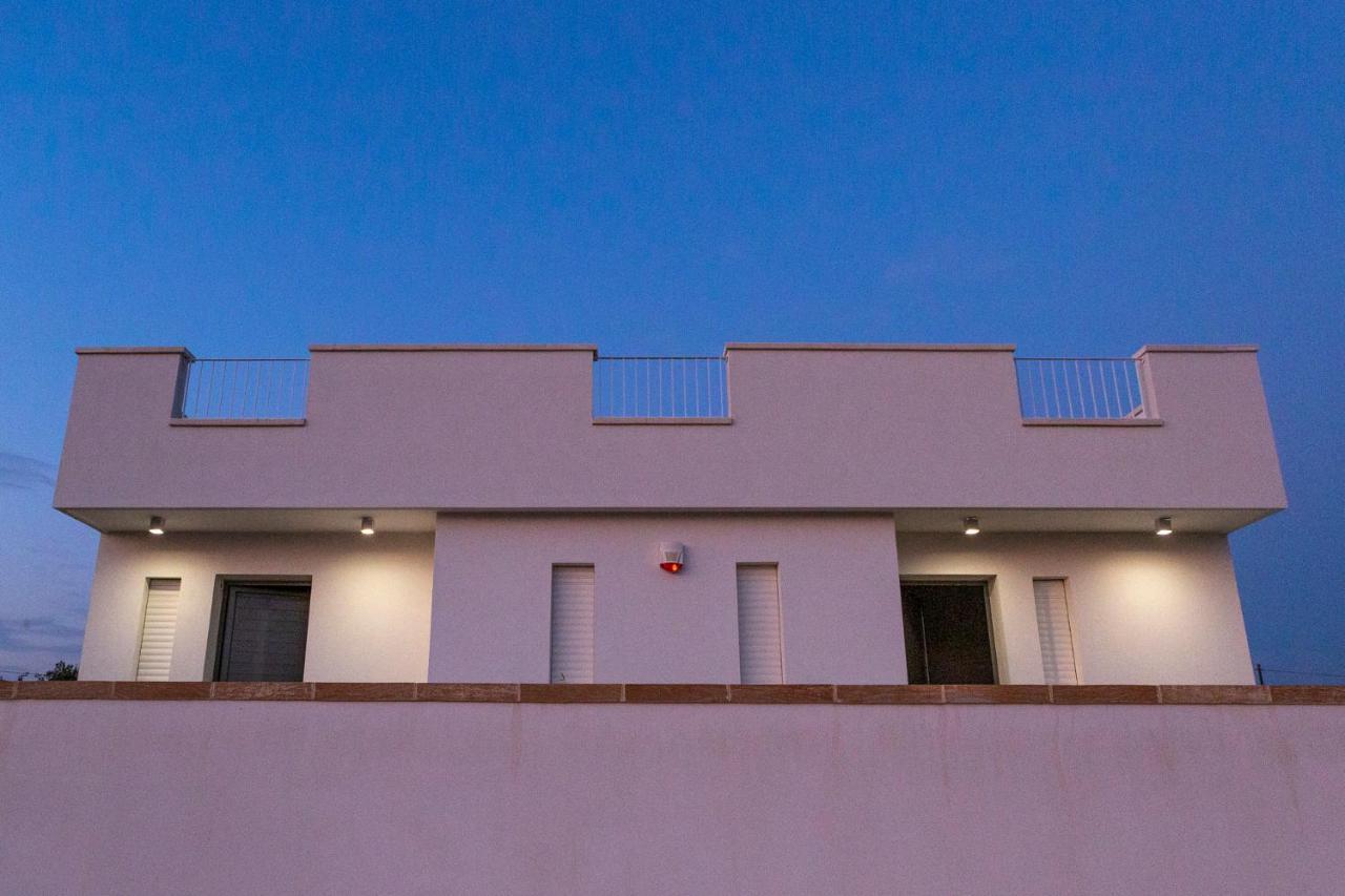 B&B Domus Terra Mare Торе Сан Джовани Удженто Екстериор снимка