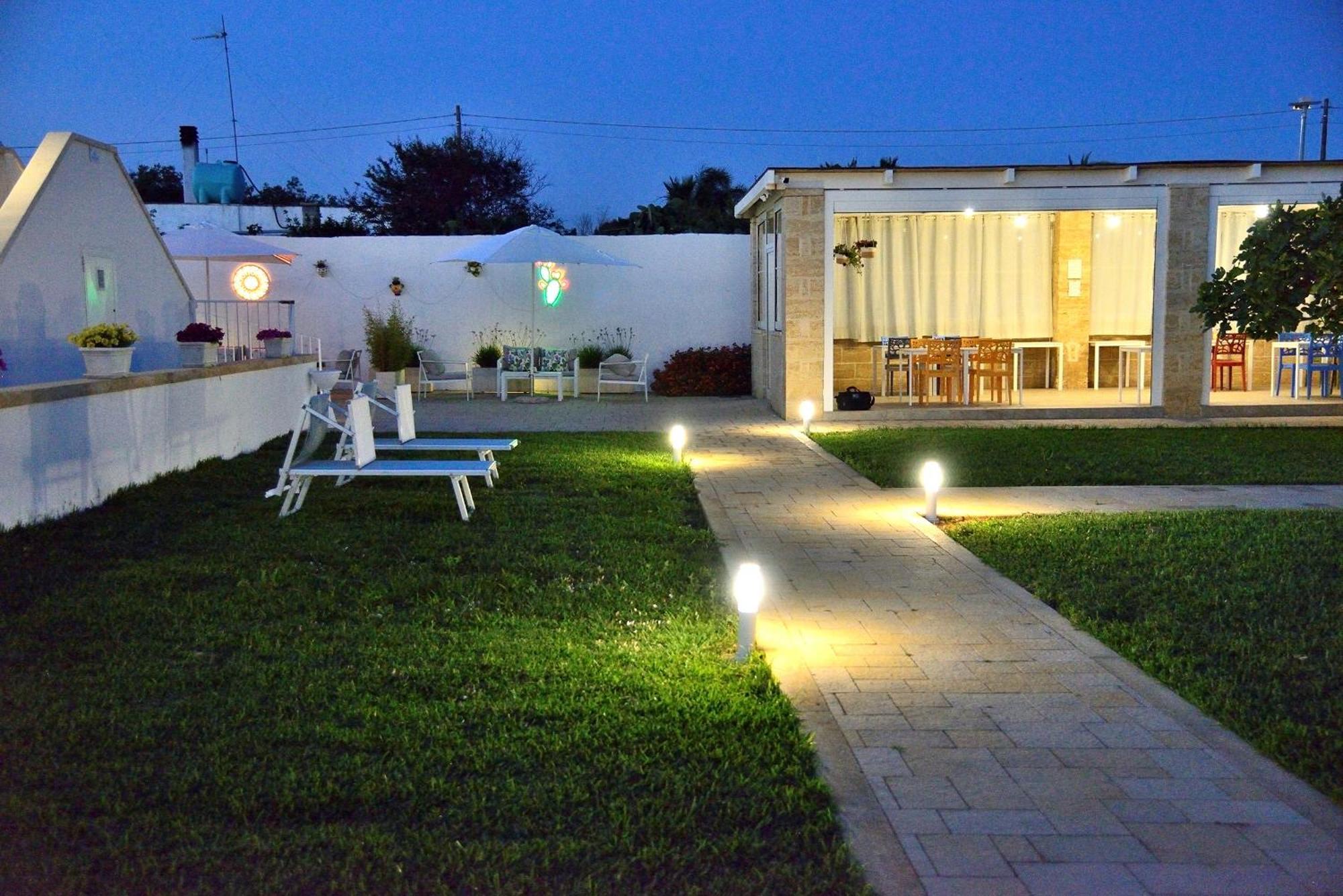 B&B Domus Terra Mare Торе Сан Джовани Удженто Екстериор снимка