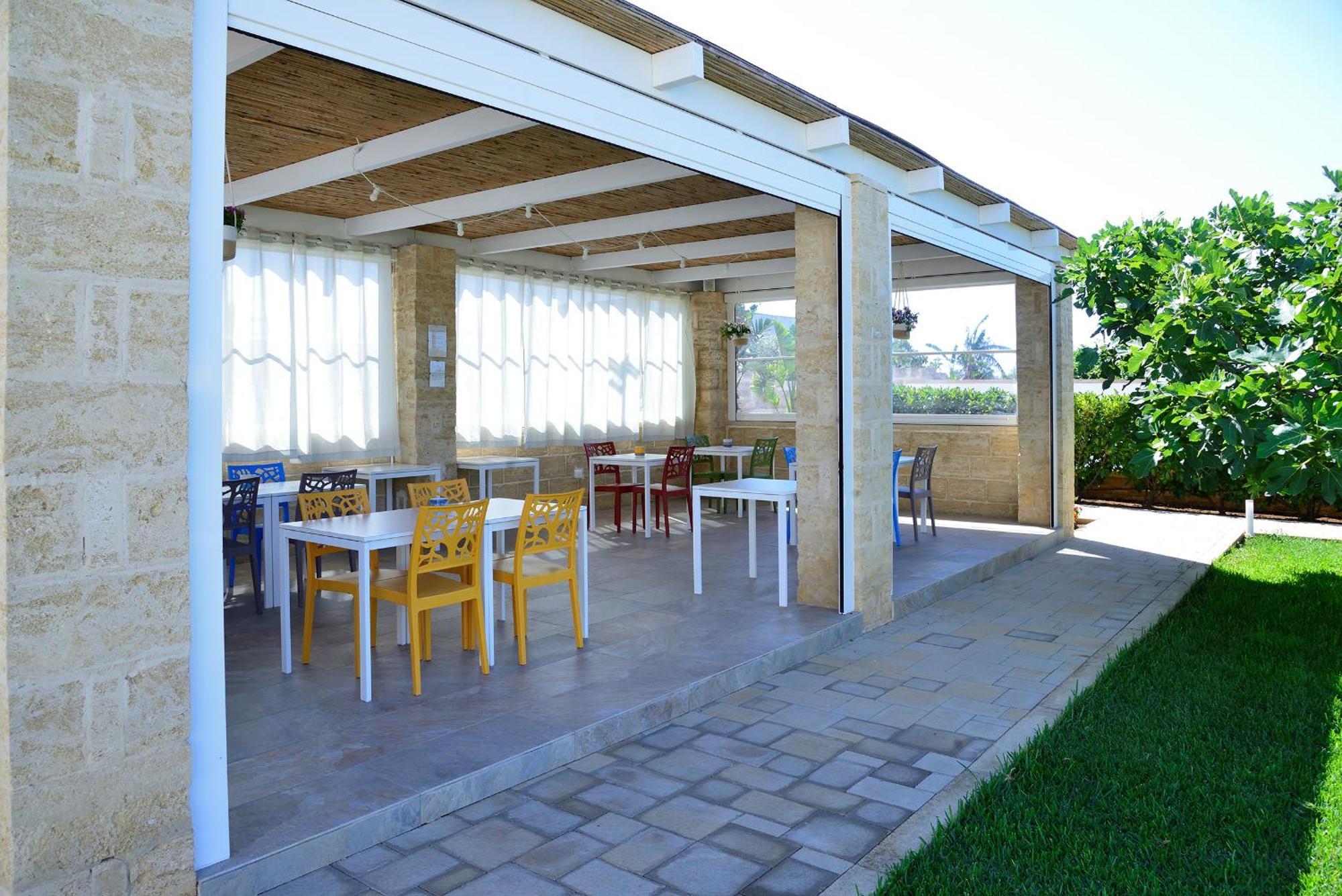 B&B Domus Terra Mare Торе Сан Джовани Удженто Екстериор снимка
